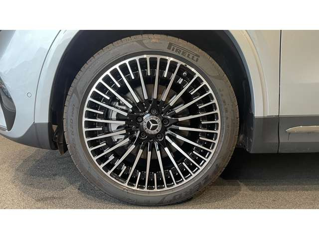 EQA250 プラス AMGラインパッケージ