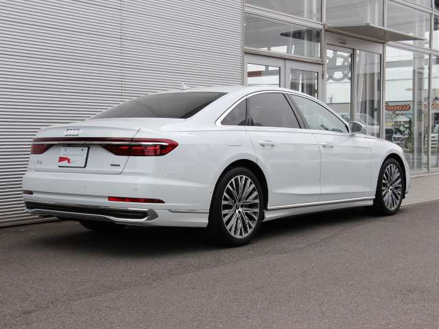 A855 TFSI クワトロ 4WD