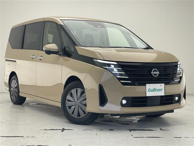 セレナ1.2 e-POWER XV
