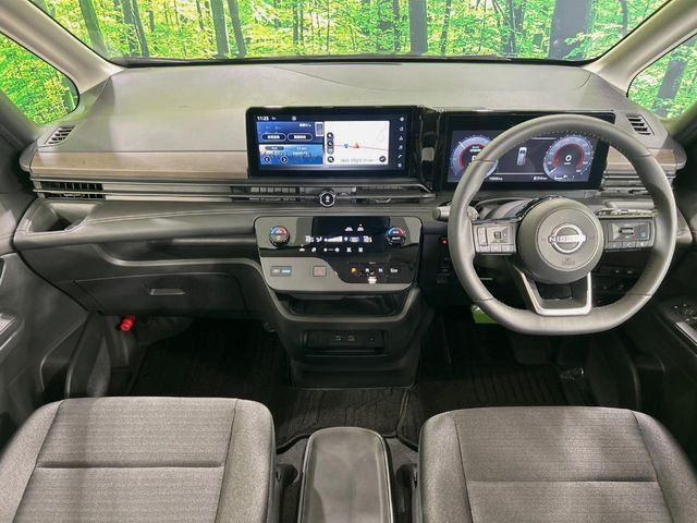 セレナ1.4 e-POWER ハイウェイスターV