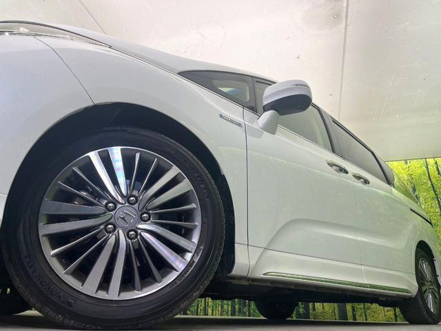 �y����17�C���`�A���~�z�C�[���z�O�ςɃ}�b�`���������A���~�z�C�[���𑕒����Ă���܂��B�e��ЊO�A���~�z�C�[����A�X�^�b�h���X�^�C�����戵�����Ă���܂��B���񂲑��k����������