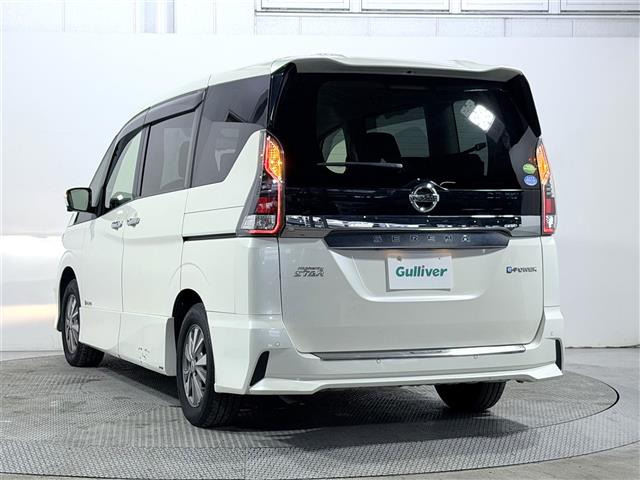 セレナ1.2 e-POWER ハイウェイスターV