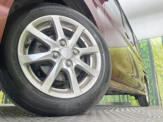�y�����A���~�z�C�[���z�O�ςɃ}�b�`���������A���~�z�C�[���𑕒����Ă���܂��B�e��ЊO�A���~�z�C�[����A�X�^�b�h���X�^�C�����戵�����Ă���܂��B���񂲑��k����������