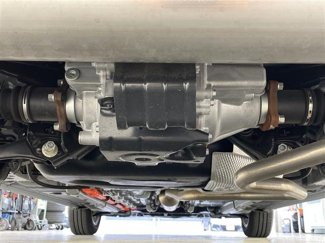 アクア1.5 Z E-Four 4WD