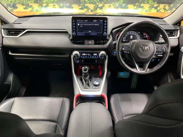 RAV42.0 アドベンチャー オフロードパッケージ 4WD