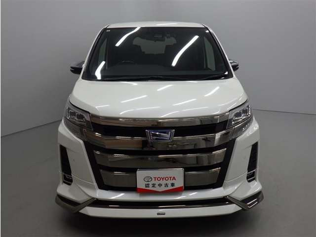 ノア1.8 ハイブリッド Si W×B II