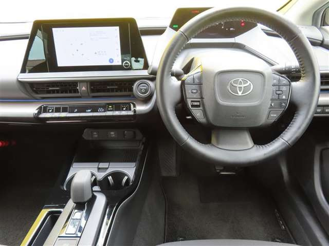 プリウス1.8 U E-Four 4WD