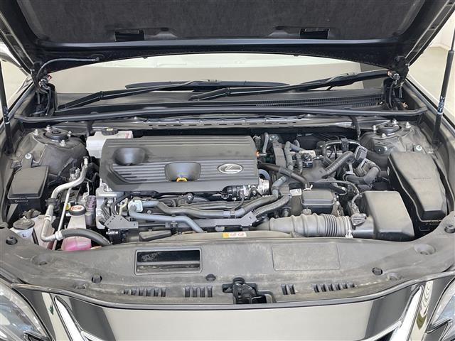 ES300h バージョンL