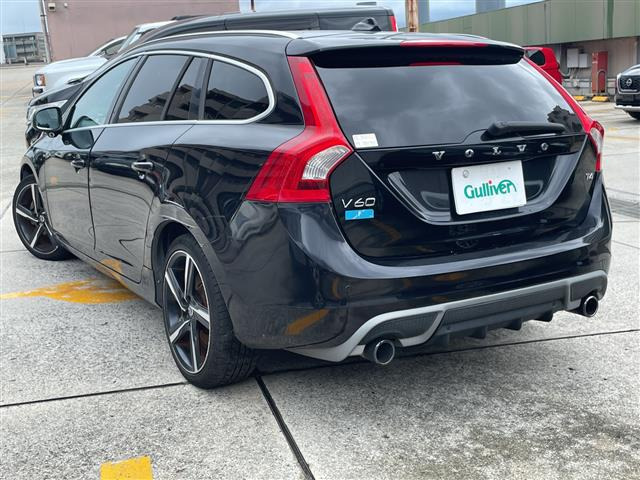 V60T4 Rデザイン