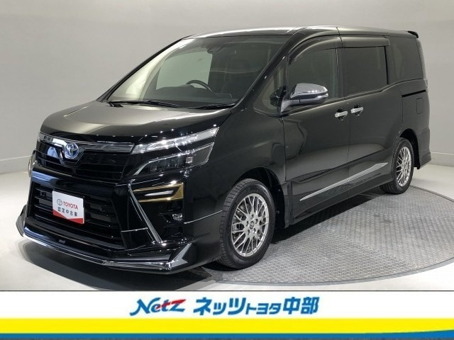 ヴォクシー1.8 ハイブリッド ZS 煌III