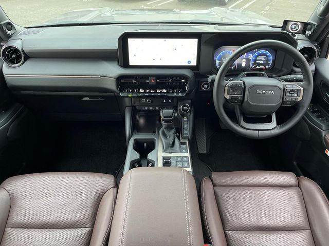 ランドクルーザー2502.8 ZX ディーゼル 4WD