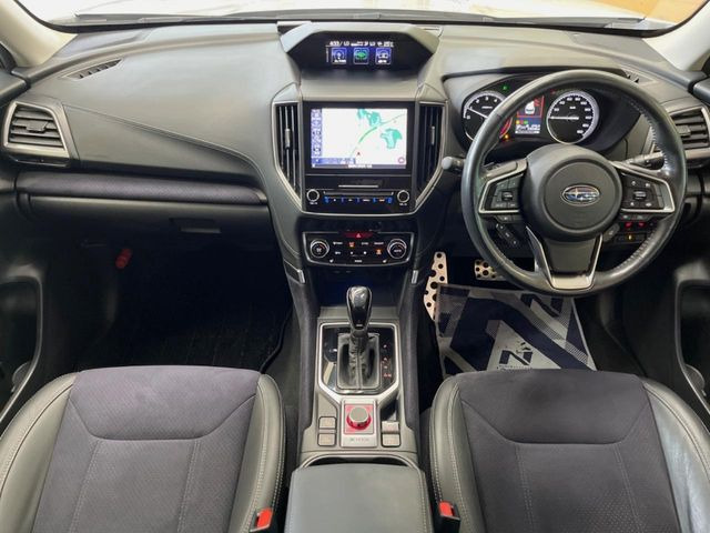 フォレスター1.8 スポーツ 4WD