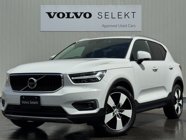 XC40B4 モメンタム