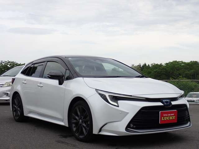 カローラツーリング1.8 ハイブリッド W×B E-Four 4WD