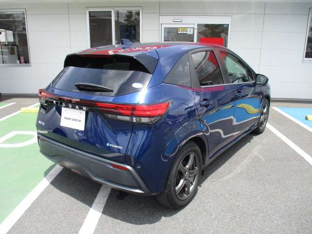 ノート1.2 X 助手席回転シート