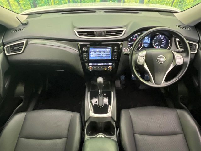 エクストレイル2.0 20Xt エマージェンシーブレーキパッケージ