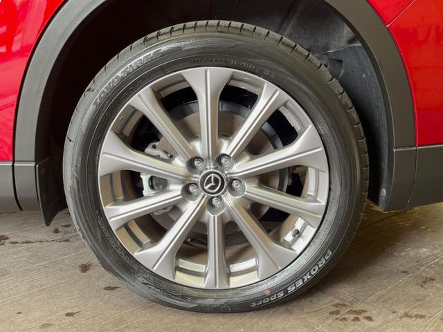 �y����20�C���`�A���~�z�C�[���z�O�ςɃ}�b�`���������A���~�z�C�[���𑕒����Ă���܂��B�e��ЊO�A���~�z�C�[����A�X�^�b�h���X�^�C�����戵�����Ă���܂��B���񂲑��k����������