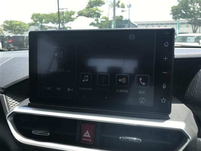 ロッキー1.0 プレミアム 4WD