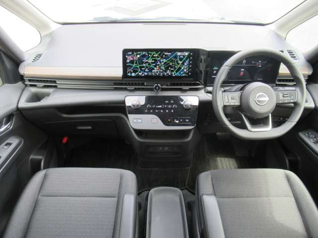セレナ1.4 e-POWER ハイウェイスターV