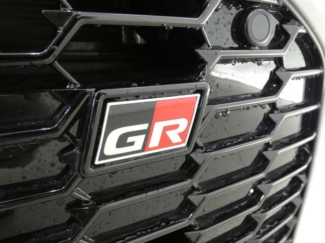 アクア1.5 GRスポーツ