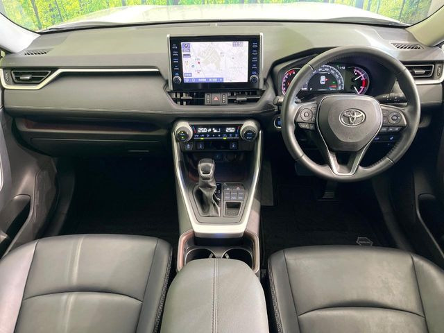 RAV42.0 G 4WD