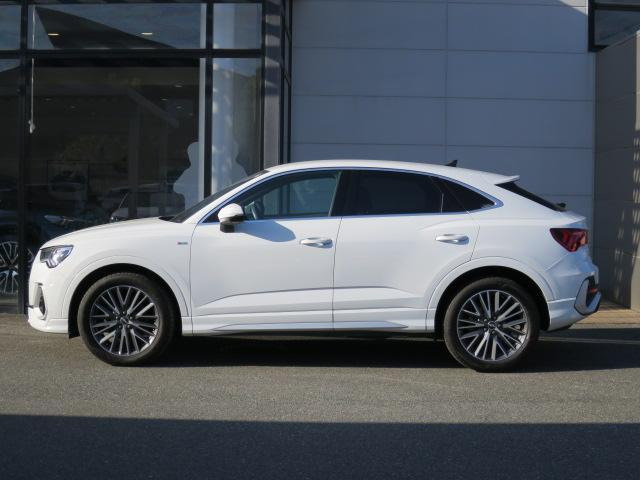 Q3