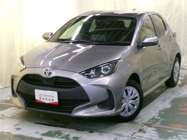 ヤリス1.5 ハイブリッド X E-Four 4WD