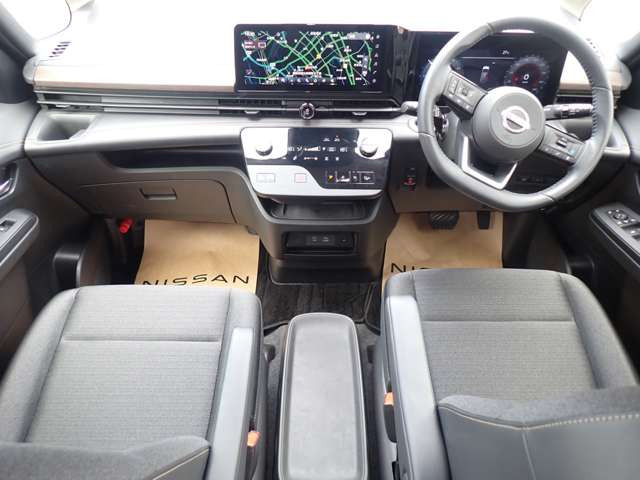 セレナ1.4 e-POWER ハイウェイスターV