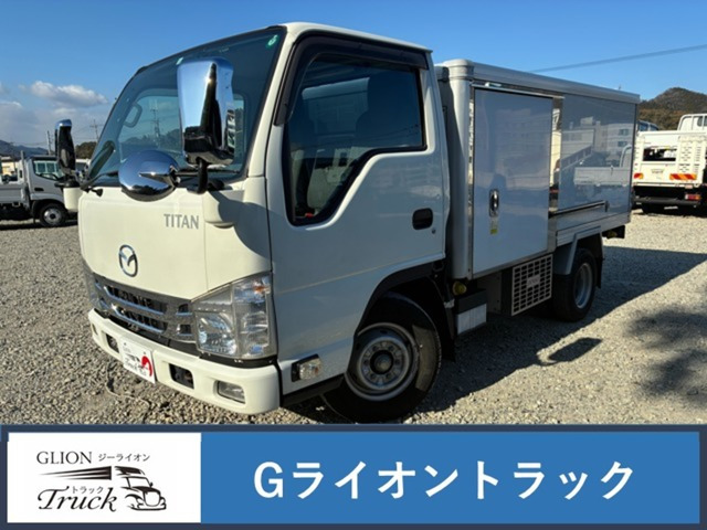タイタン冷蔵冷凍車