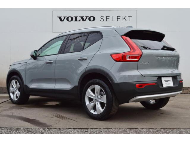 XC40プラス B4 AWD 4WD