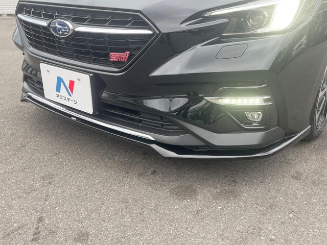 レヴォーグ1.8 STI スポーツ EX 4WD