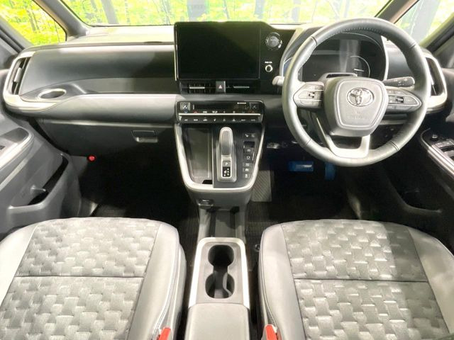ヴォクシー1.8 ハイブリッド S-Z