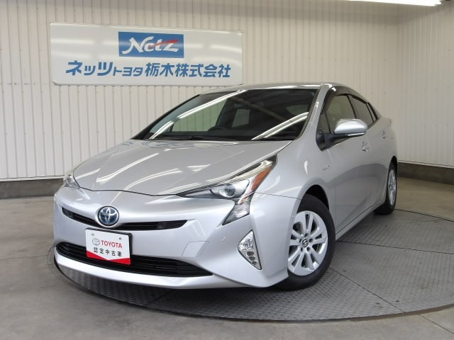 プリウス1.8 S セーフティ プラス