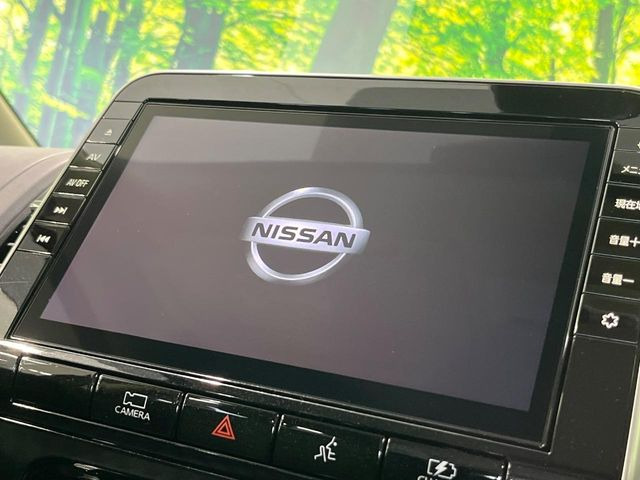 セレナ1.2 e-POWER ハイウェイスターV