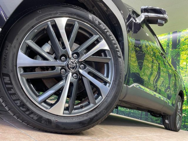 �y����18�C���`�A���~�z�C�[���z�O�ςɃ}�b�`���������A���~�z�C�[���𑕒����Ă���܂��B�e��ЊO�A���~�z�C�[����A�X�^�b�h���X�^�C�����戵�����Ă���܂��B���񂲑��k����������