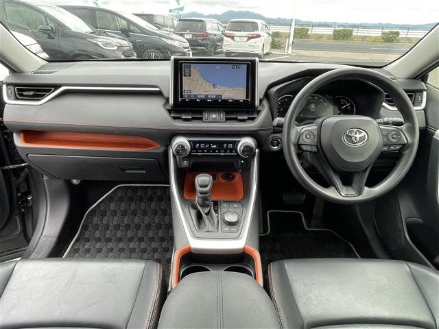 RAV42.0 アドベンチャー 4WD