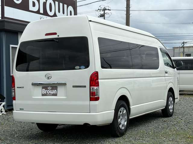 ハイエース2.7 グランドキャビン 4WD