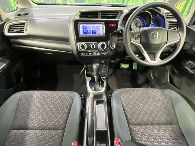 フィット1.3 13G Fパッケージ