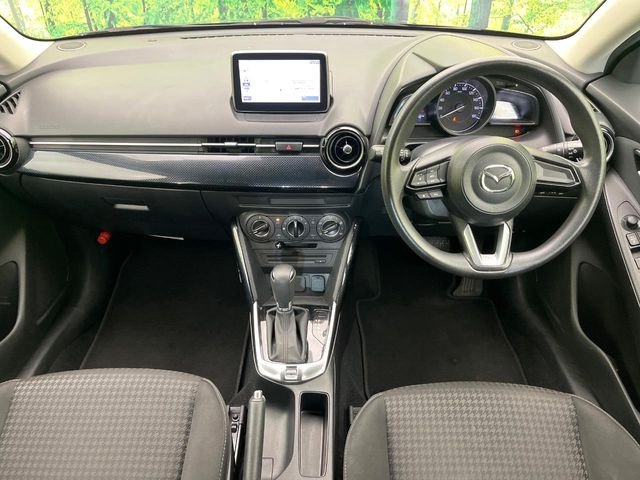 デミオ1.3 13S