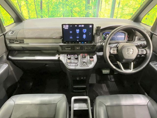 ステップワゴン2.0 e:HEV スパーダ プレミアムライン