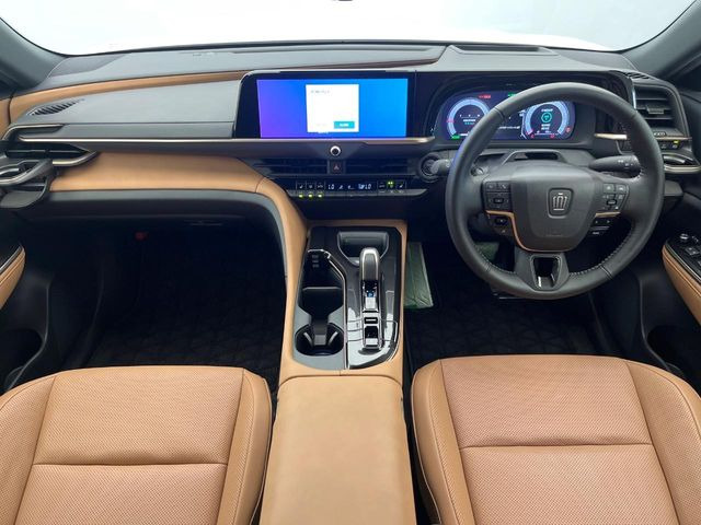 クラウンスポーツ2.5 Z E-Four 4WD