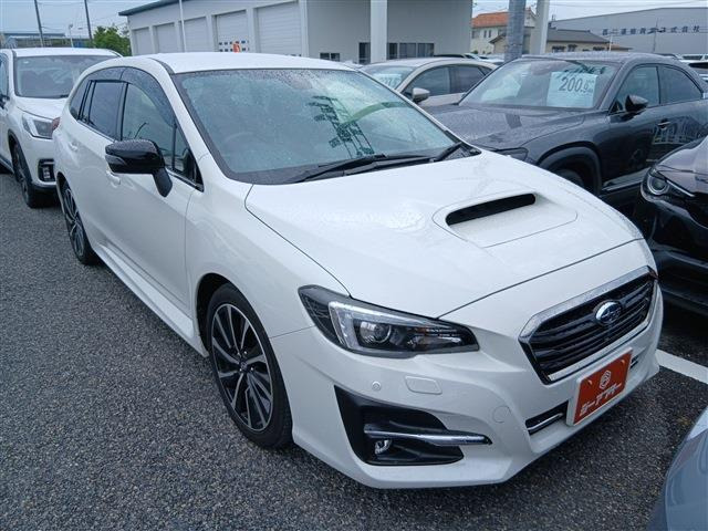レヴォーグ1.6 GT アイサイト Vスポーツ 4WD