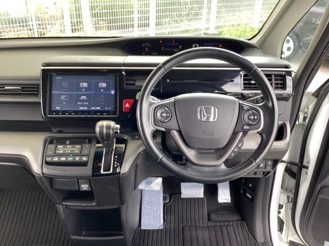 ステップワゴン1.5 スパーダ アドバンスパッケージ ベータ