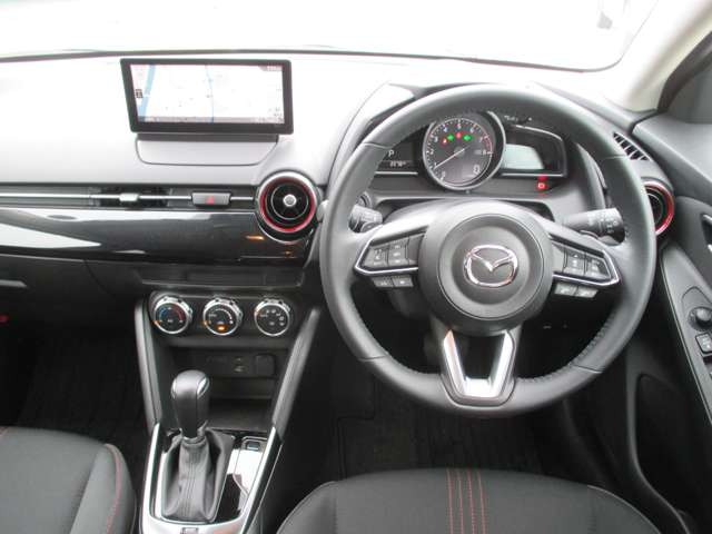 MAZDA2