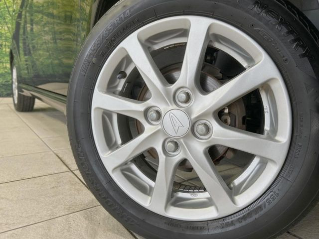 �y����14�C���`�A���~�z�C�[���z�O�ςɃ}�b�`���������A���~�z�C�[���𑕒����Ă���܂��B�e��ЊO�A���~�z�C�[����A�X�^�b�h���X�^�C�����戵�����Ă���܂��B���񂲑��k����������