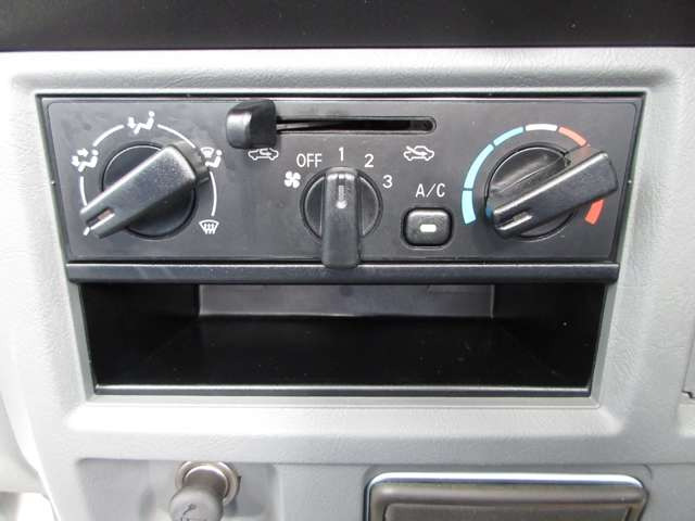 NT100クリッパーSD 4WD