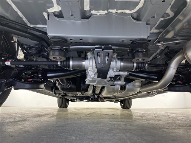 フリード1.5 e:HEV クロスター 4WD