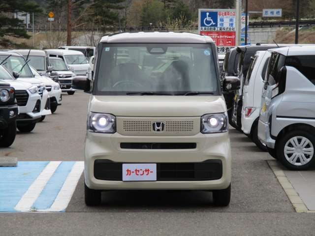 N-BOXファッションスタイル 2トーン 4WD