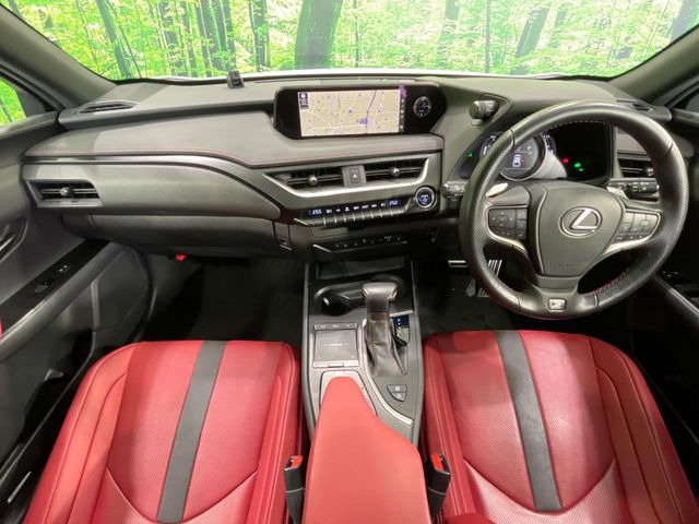 UX250h Fスポーツ