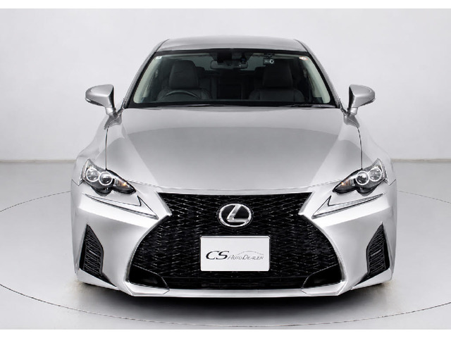 �N���A�����X�\�i�[���t���Ă��܂�!�t�����g&���A�ɃZ���T�[������A��Q���ɋ߂Â��ƌx��������h���C�o�[�ւ��m�点!�������֗��Ȑl�C�����ł�!!